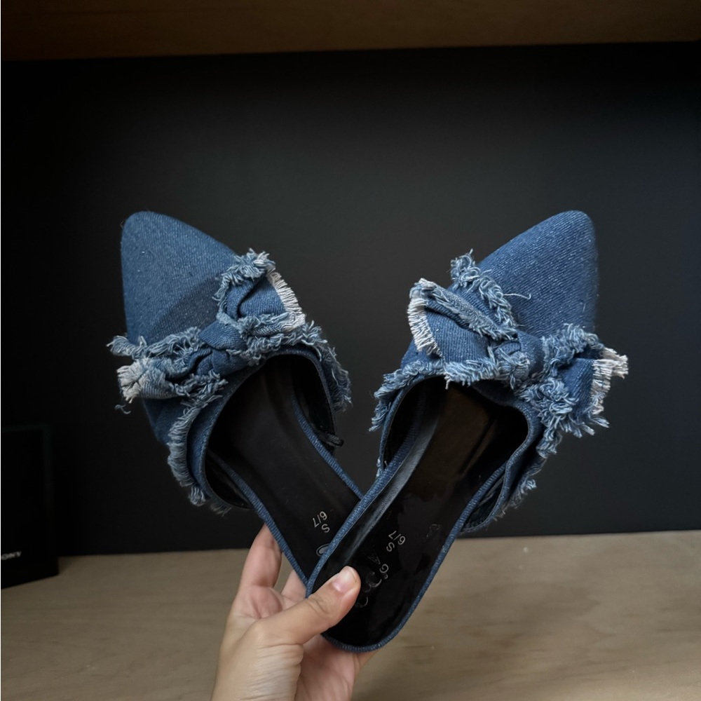 Stylish Denim Frayed Mules